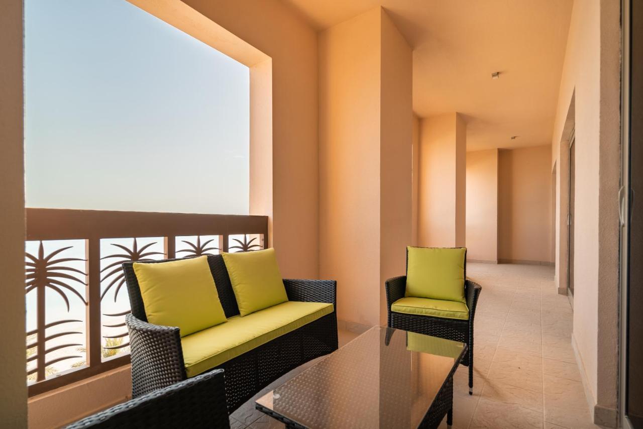 Simply Comfort In Sarai Palm Jumeirah Dubai Eksteriør billede